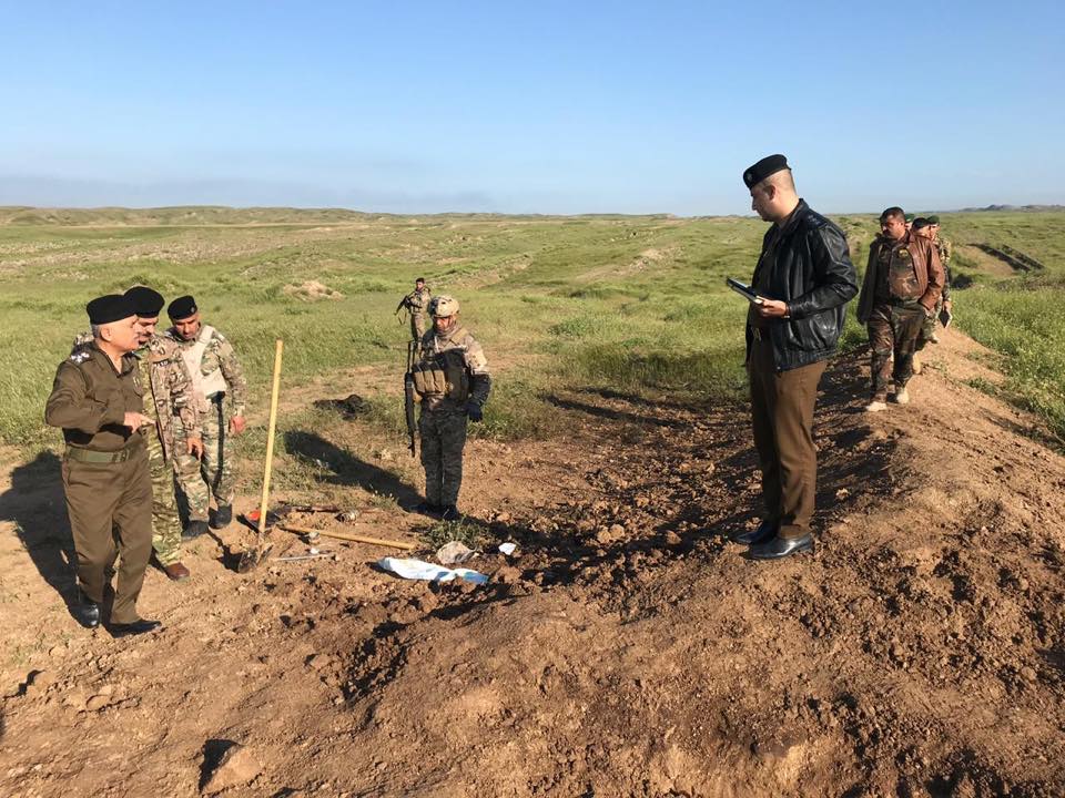 Police forces in Kirkuk confiscate two trucks in the site of an oil robbing, April 18, 2019. (Photo: Energy Police in Kirkuk)
